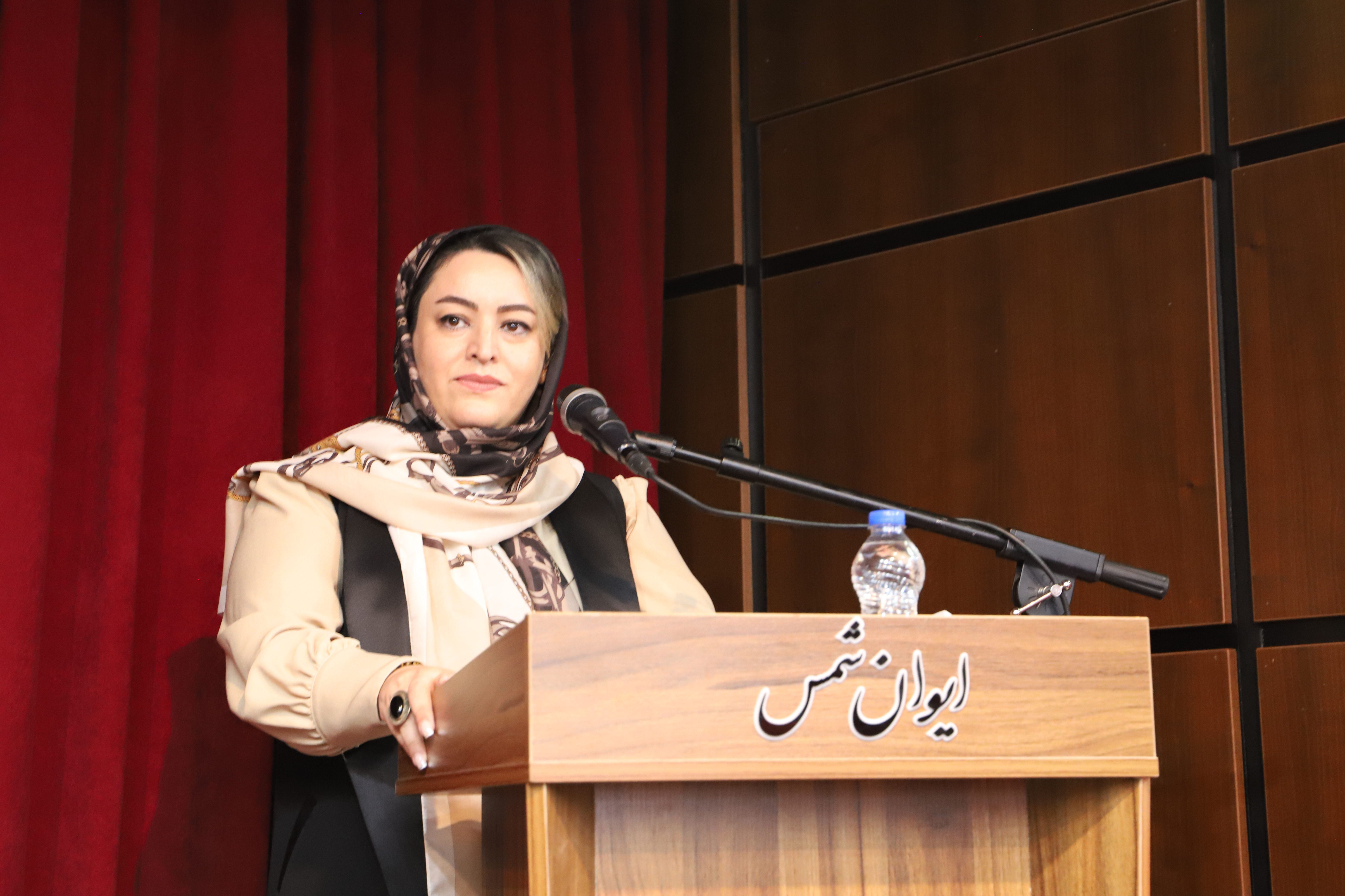 زبان رهبری: مهارتی پنهان اما حیاتی برای رشد سازمانی